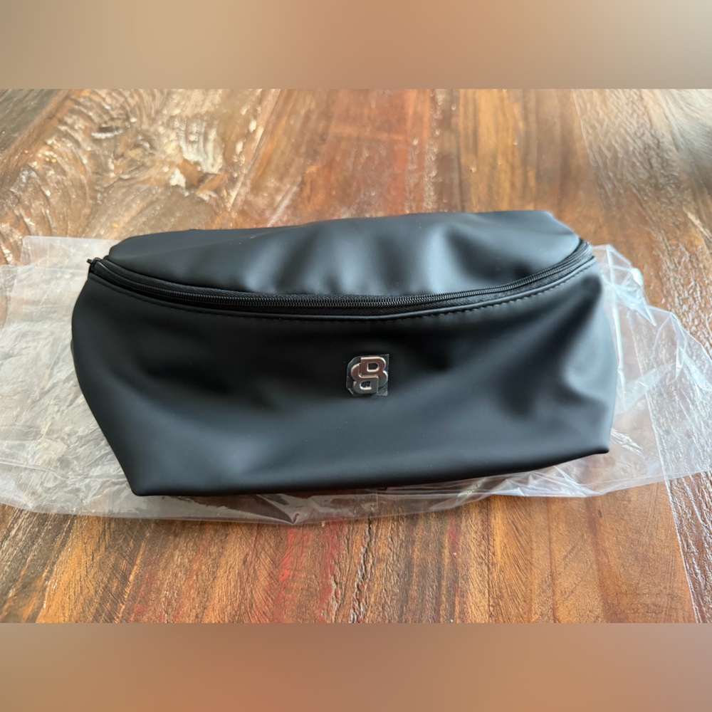 Hugo boss perfumes Black Men's belt bag